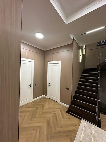 Продажа коттеджей и домов: Продается дом 2- х этажный Киргизия 1 Площадь дома 380 м2 Комнат 6 — 7