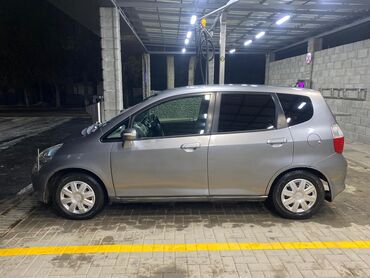 бачок на фит: Honda Fit: 2005 г., 1.3 л, Автомат, Бензин