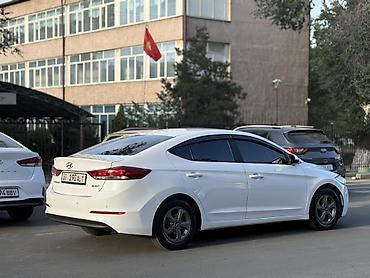 rolls royce phantom: Hyundai Elantra: 2017 г., 1.7 л, Автомат, Дизель, Седан — 4