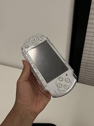 playstation satilir: Sony PSP 3000 (PlayStation Portable) – ağ rəng Tərtəmizdir, üzərində — 7