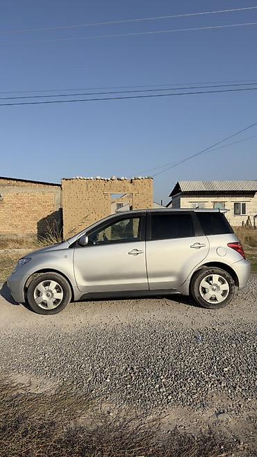 авто киргистан: Toyota Ist: 2003 г., 1.3 л, Автомат, Бензин, Хэтчбэк — 3