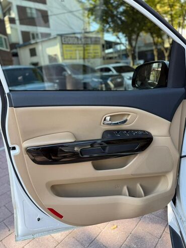 Kia: Kia Carnival: 2020 г., 2.2 л, Автомат, Дизель, Минивэн — 25