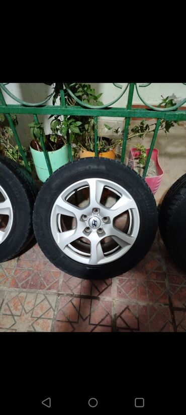 225 55 16: İşlənmiş Disk təkər Hyundai 225 / 55 / R 16, 5 Boltlu