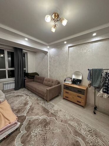 помещение в аренду салон: 55 м², С мебелью