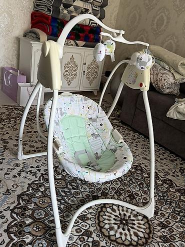 качеля ош: Продаю детскую качелю бренда Graco. Состояние практически новое — — 3