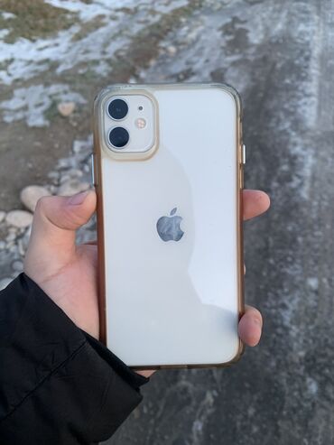 айфон 11 п: IPhone 11, Б/у, 128 ГБ, Белый, Чехол, 77 %