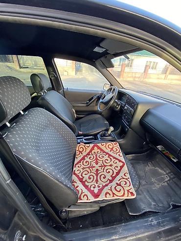 Volkswagen: Volkswagen Passat: 1994 г., 1.8 л, Седан — 9