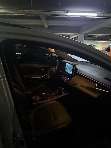 82 1: Toyota Corolla: 2020 г., 1.8 л, Вариатор, Гибрид, Седан — 7