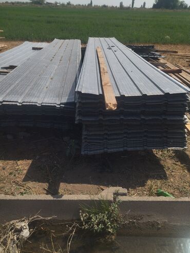 Другое для крыш: Продаю ферма длина 7.50 мт высота 0.40 см . уже снята. за — 9