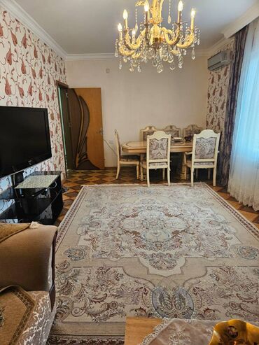 Köhnə tikili: Bakı, Yeni Günəşli Massiv Q, 3 otaqlı, Köhnə tikili, m. Xalqlar Dostluğu, 70 kv. m — 2