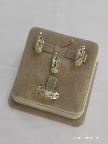 бриллиантовый набор цена: Италия Эксклюзив Очень красивый Набор классика Серебро покрыто желтое