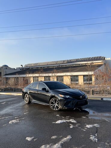 Toyota: Toyota Camry: 2018 г., 2.5 л, Автомат, Бензин, Седан