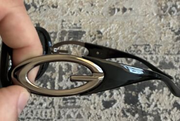 Ostala ženska odeća: Original žense naočare (Guess, Ray Ban) U dobrom stanju, cena po — 2