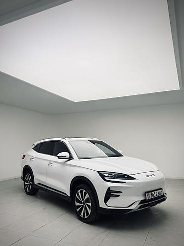 камера на 16: BYD Song Plus: 2023 г., Робот, Электромобиль, Кроссовер — 1
