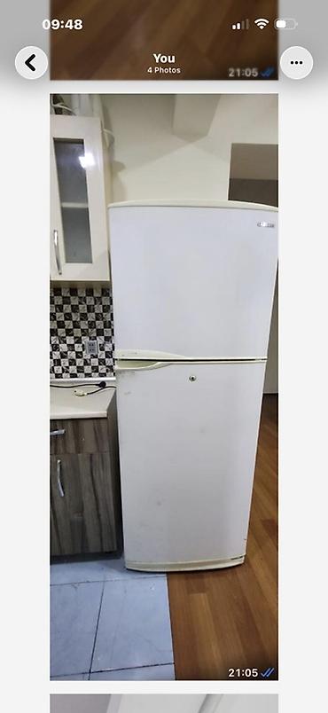 samavar satilir: Samsung firmasının İkiqapılı soyuducusu (yuxarıda dondurucu, aşağıda — 1