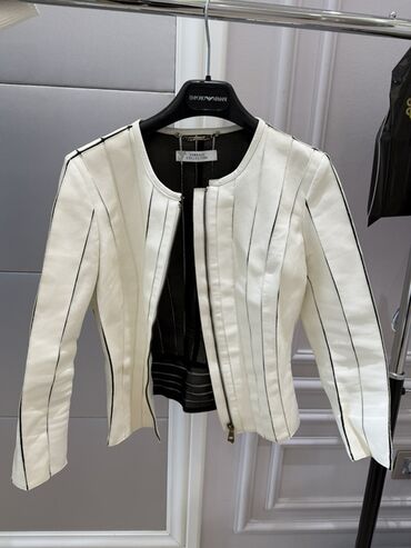 Kurtkalar: Versace, S (EU 36)