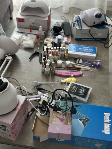 Digər kosmetika: Dirnaq levazimatlari satilir 2 aydir alinib telebe ucun alinib oyrene — 10