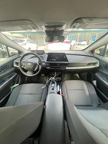124 2 2: Toyota Prius: 2023 г., 2 л, Автомат, Гибрид, Хэтчбэк — 2