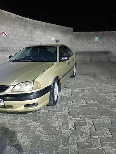 Toyota Avensis: 2001 г., 1.8 л, Автомат, Бензин, Лифтбек