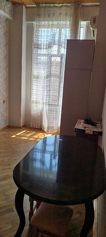 Mənzillər: Bakı, 2 otaqlı, Köhnə tikili, m. Nəsimi, 60 kv. m — 2