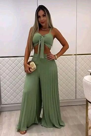 planika: Dvodelni ženski komplet crop top majica na bratele i široke plisirane — 3