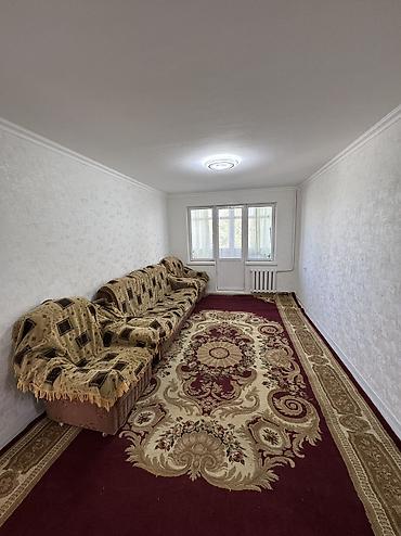 Батирлерди ижарага берүү: Сдается 3 ком кв Серия - 104 Район - 8 мкрн Этаж - 3 Все коммуникации — 2