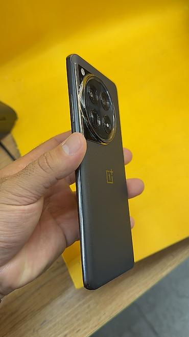oneplus 12 бу: OnePlus 12, Б/у, 1 ТБ, 2 SIM — 3