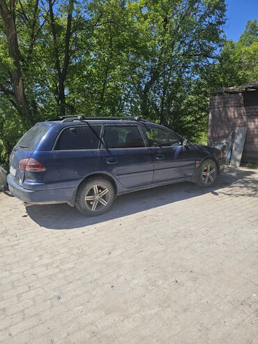 Toyota: Toyota Avensis: 2003 г., 0.2 л, Механика, Дизель