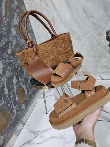 nike мумия цена: Sandals, UGG, 41