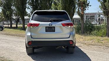 Toyota Highlander: 2017 г., 3.5 л, Вариатор, Гибрид, Кроссовер — 4