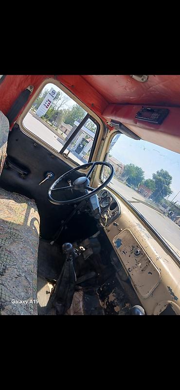 Çadırların icarəsi: Yük maşını – tentli platforma - Marka/model: GAZ-53 (klassik ön — 15