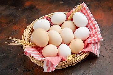 hunduska yumurtasi: Mayalı tam təmiz kənd yumurtası satışı 0.25 qəpik — 1