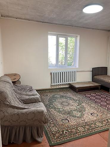 Бөлмөлөрдү ижарага берүү: 18 м², Толугу менен эмереги бар — 2
