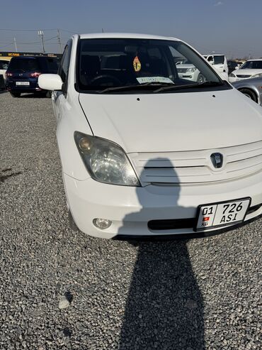 toyota celica: Toyota ist: 2004 г., 1.5 л, Автомат, Бензин