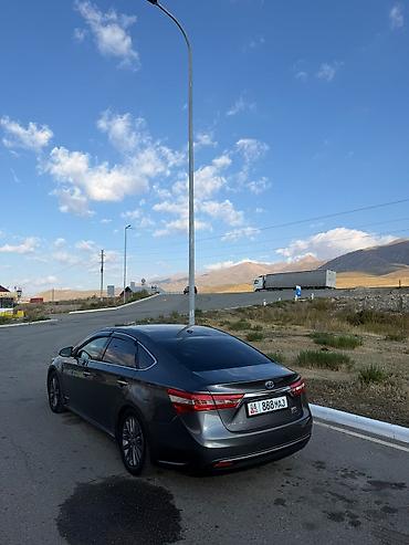 amg petronas: Toyota Avalon: 2015 г., Гибрид, Седан — 4