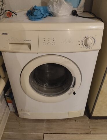 цена стиральной машины малютка: Стиральная машина Indesit, Б/у, Автомат, До 5 кг, Полноразмерная