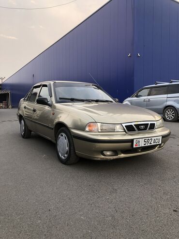 нехсия: Daewoo Nexia: 2005 г., 1.6 л, Механика, Бензин, Хэтчбэк