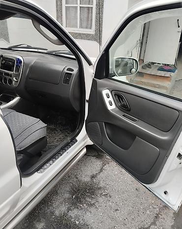 ланд ровер: Ford Escape: 2005 г., 2.3 л, Механика, Бензин, Кроссовер — 5