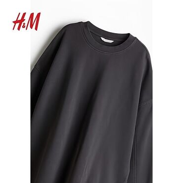 срочно продаю в связи с переездом: Свитшот свободного кроя от H&M, выполненный в темно-сером цвете