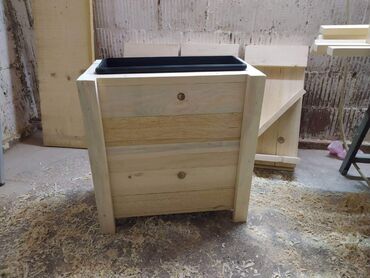 Police: 4500rsd lakirane bezjonim lakom
4.800rsd u bojama po izboru — 8