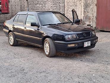 mazda mx: Volkswagen Vento: 1993 г., 1.8 л, Механика, Бензин, Седан — 10