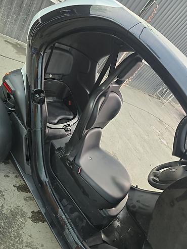 e klass: Reliant Twizy: 2017 г., Автомат, Электромобиль — 5