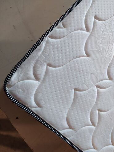 Döşəklər: Böyüklər üçün Yeni Döşək, Pulsuz çatdırılma — 22