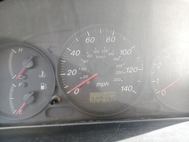жаны машина: Mazda 323: 2000 г., 1.6 л, Автомат, Бензин, Седан