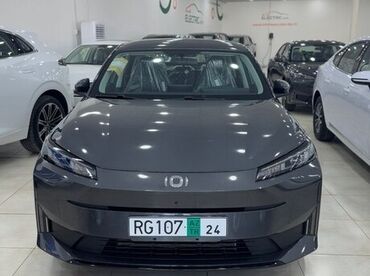 Changan: Changan : 1.5 l | 2024 il Sedan