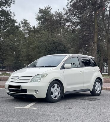 тойота альвард: Toyota ist: 2004 г., 1.5 л, Автомат, Бензин, Хэтчбэк