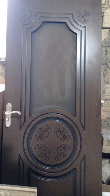 линолеум в баку цена: Ideal veziyyetdedir.5 eded otaq qapisi satiram.Baha alinib.Agir, temiz