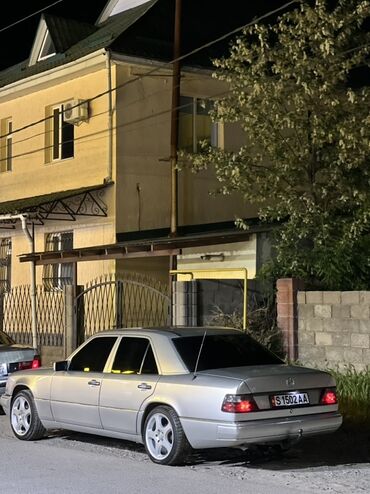 470 жх: Mercedes-Benz W124: 1992 г., 2.5 л, Автомат, Дизель, Седан