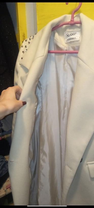 Kaputi: Elegantan ženski kaput u krem/bež boji, klasičnog ravnog kroja do — 7