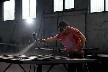 zaprafqa operator isi: Malyar tələb olunur, 6/1, Ayda 2 dəfə ödəniş, 3-5 illik təcrübə — 1
